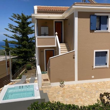 Villa Thea - Τhe View 1St Floor Áno Yerakaríon 外观 照片