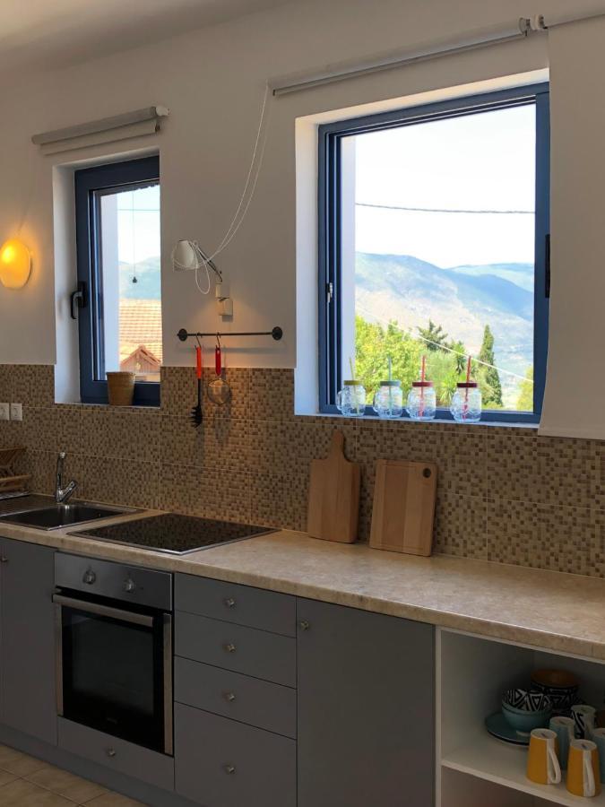 Villa Thea - Τhe View 1St Floor Áno Yerakaríon 外观 照片