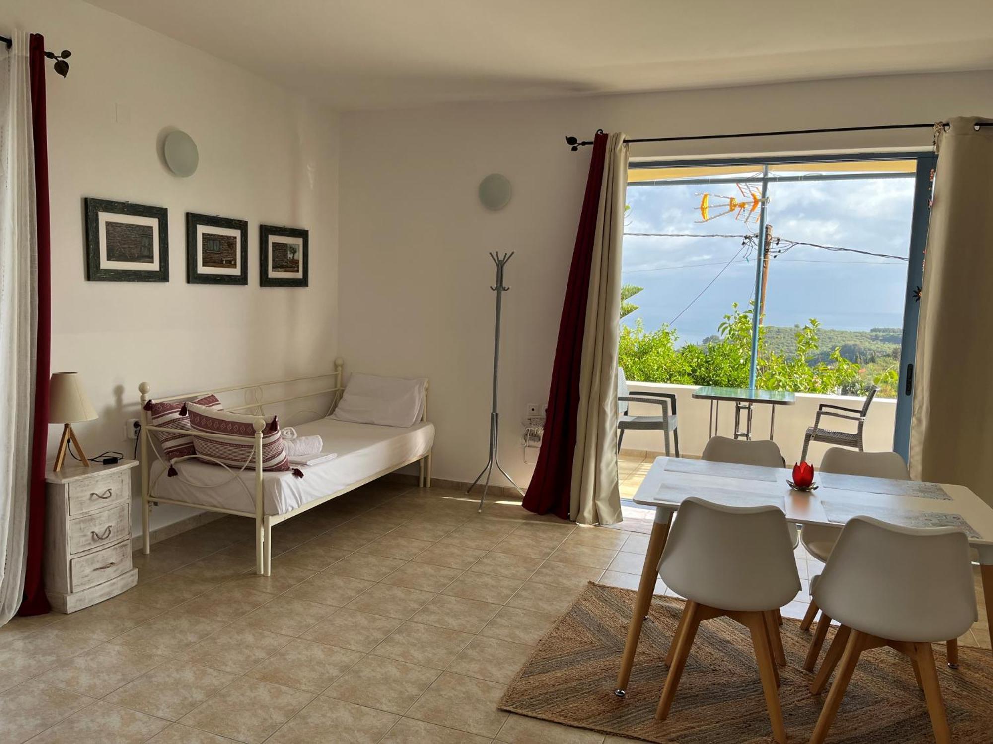 Villa Thea - Τhe View 1St Floor Áno Yerakaríon 外观 照片