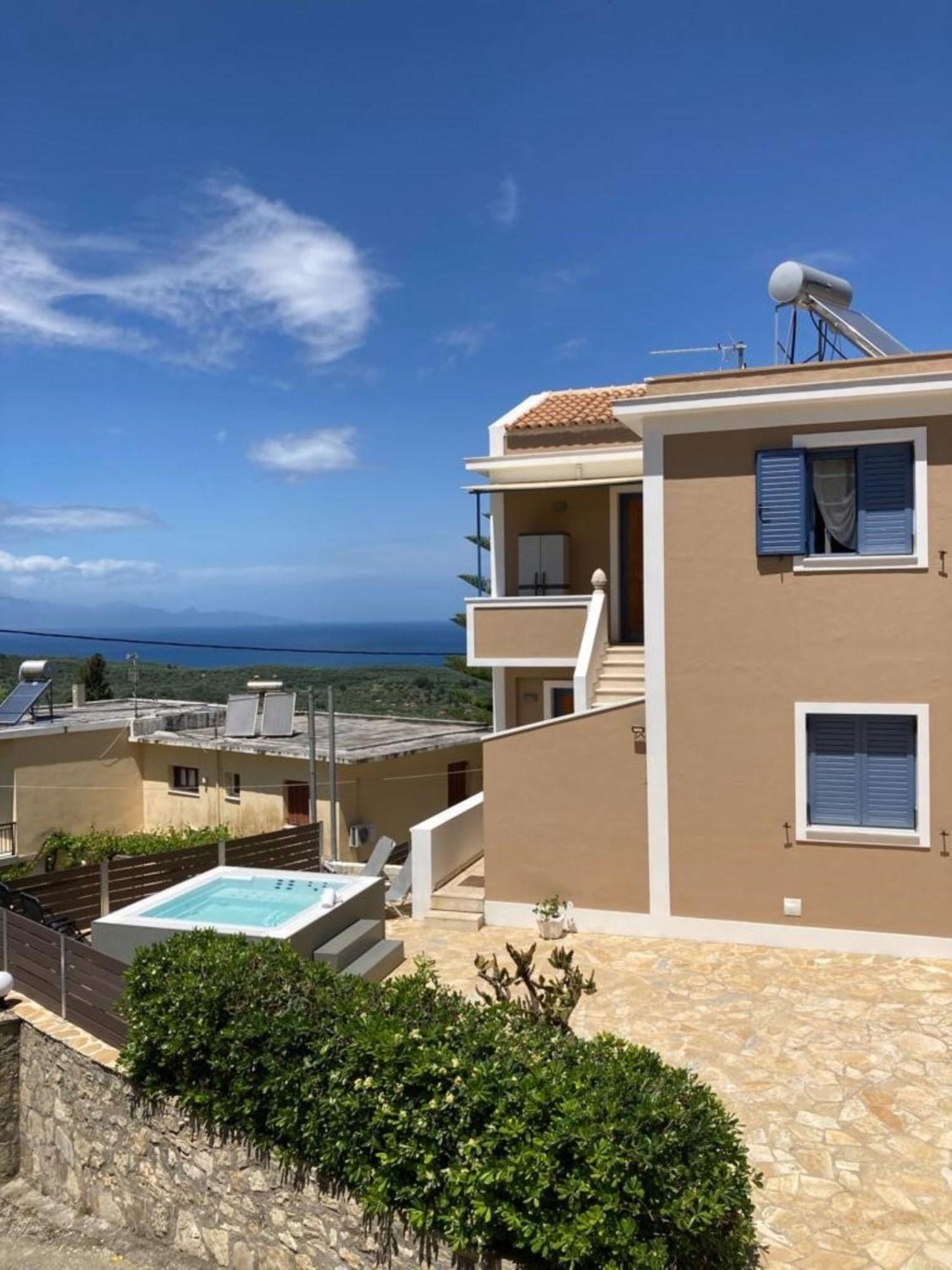Villa Thea - Τhe View 1St Floor Áno Yerakaríon 外观 照片